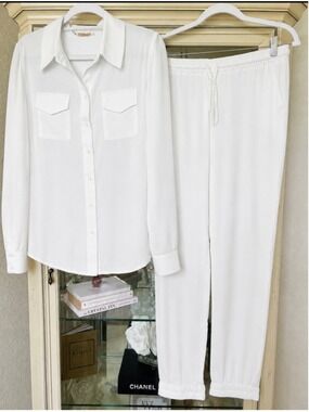 Gold Hawk White Linen Blend Button Down Shirt and Jogger Set L